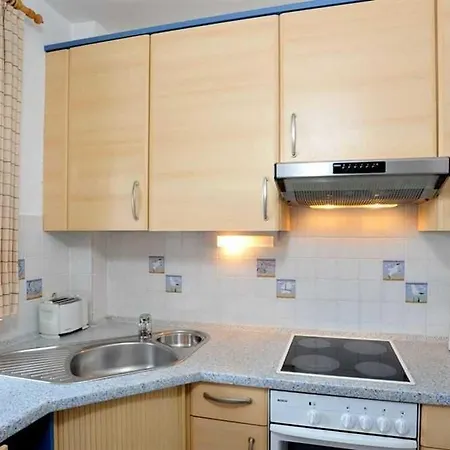 4 Brigitte Id 060 سانكت بيتر اوردنغ